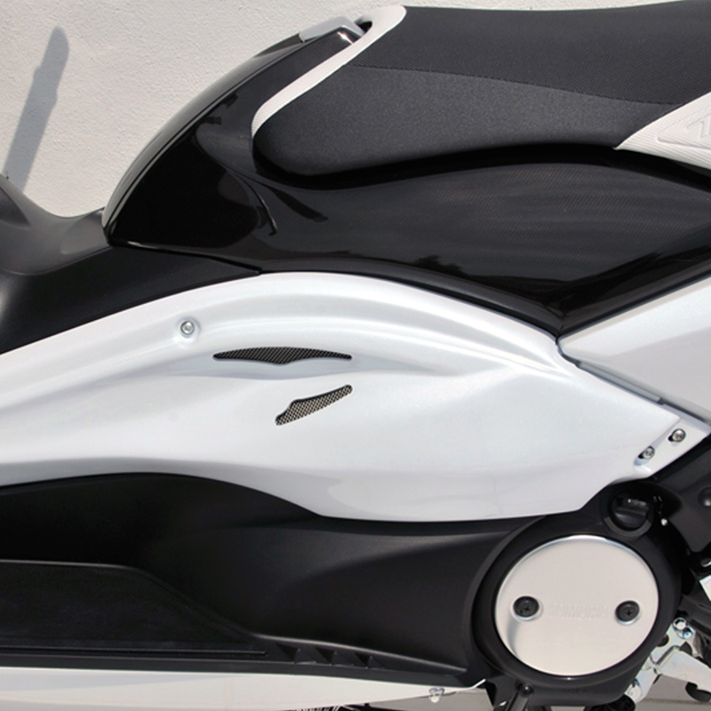 Flat side panels for 500 T MAX 2008/2011 Glossy black